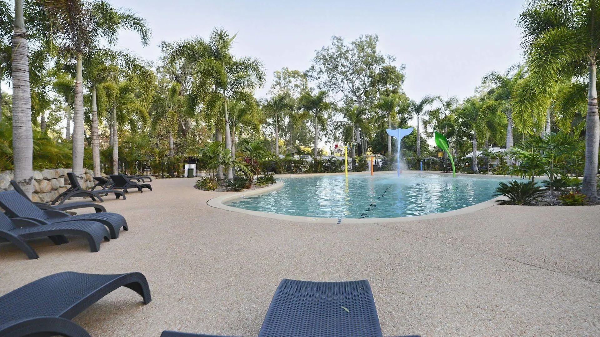**  Nrma Airlie Beach Holiday Park Australia